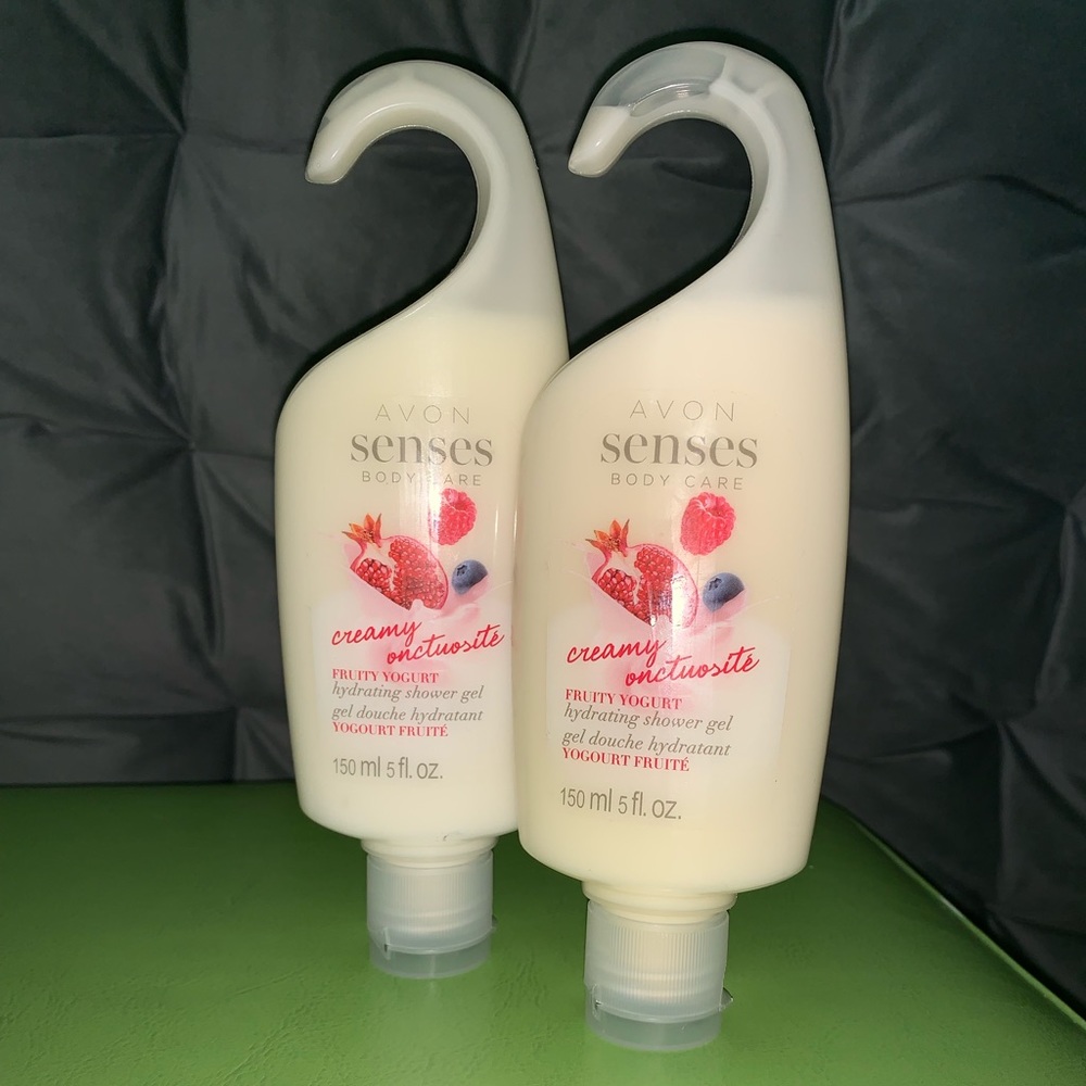 AVON SET
